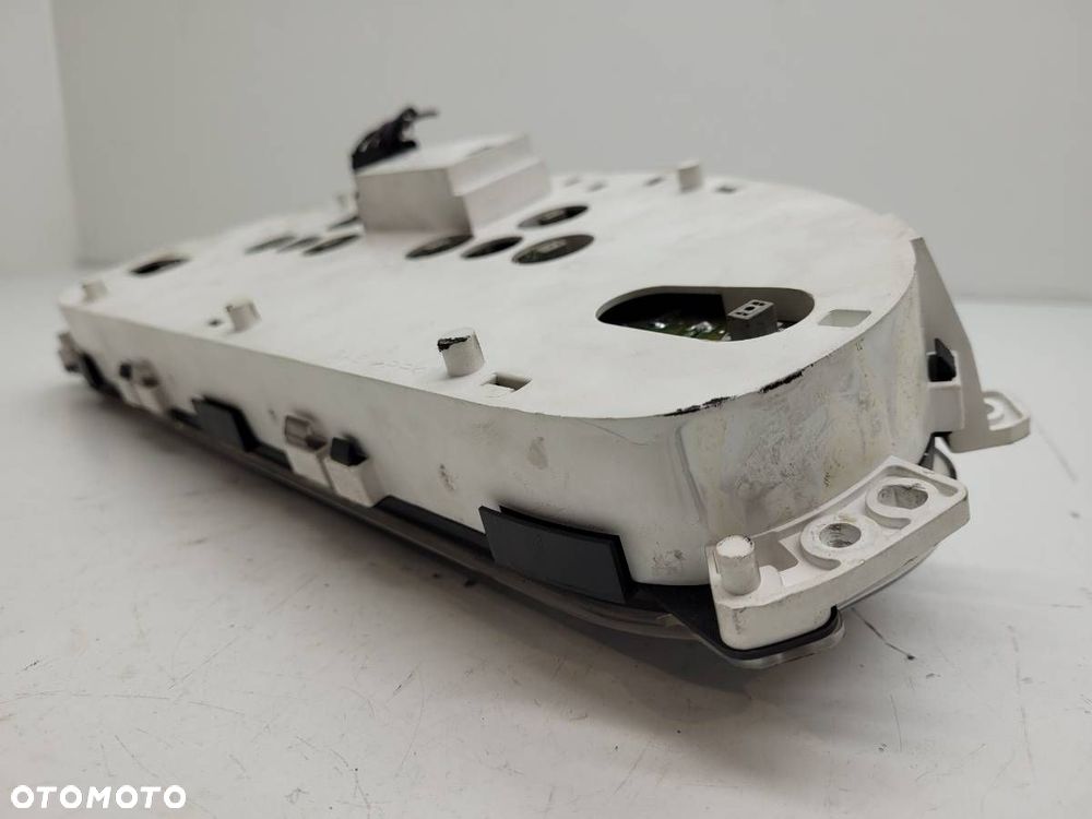 LICZNIK ZEGARY P04685748AE DODGE CARAVAN IV 2001 3.3 BENZYNA - 4