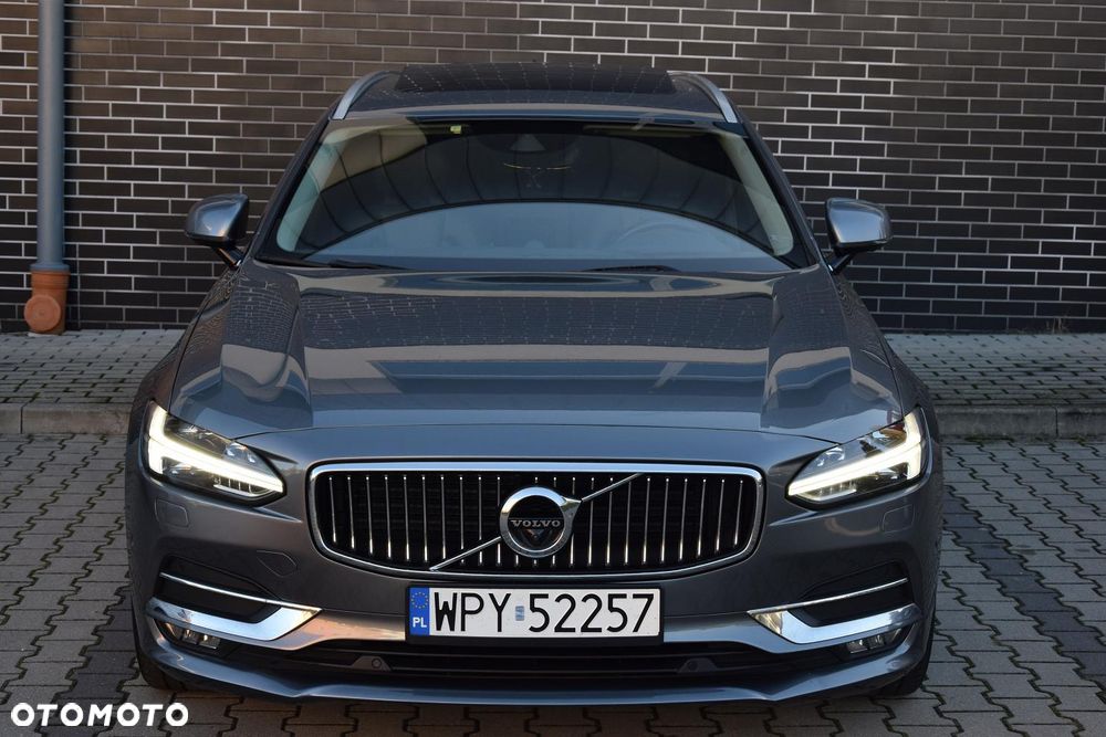 Volvo V90 D5 AWD Geartronic Inscription - 31