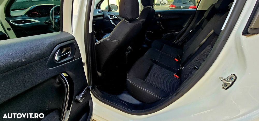 Peugeot 208 PureTech 68 Active - 7