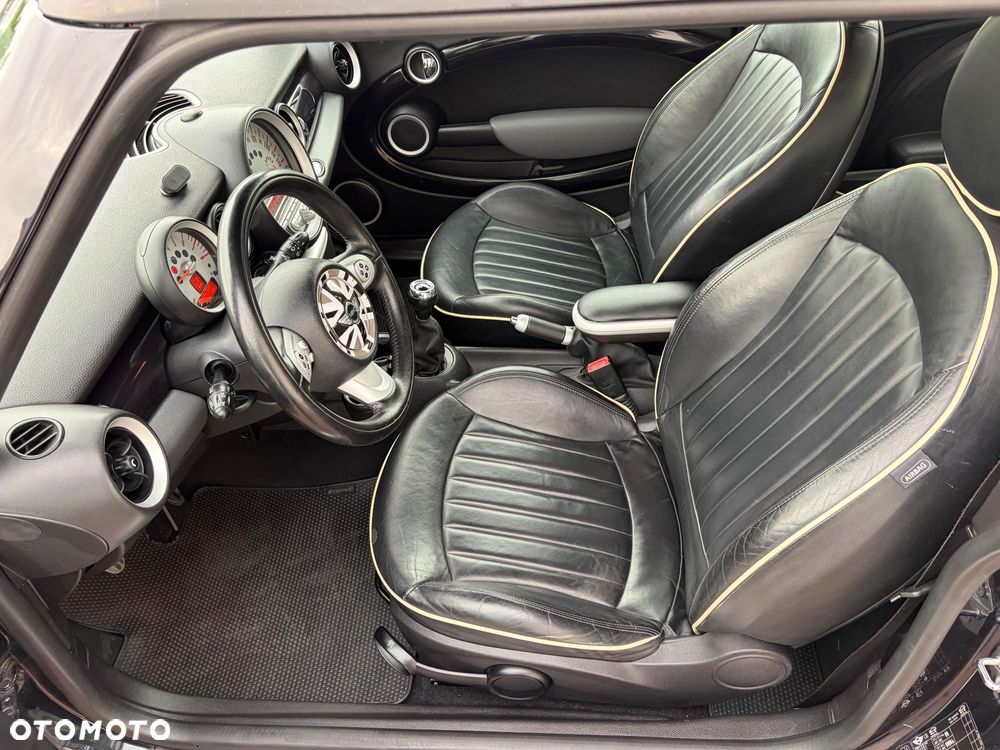 MINI Cooper S - 14