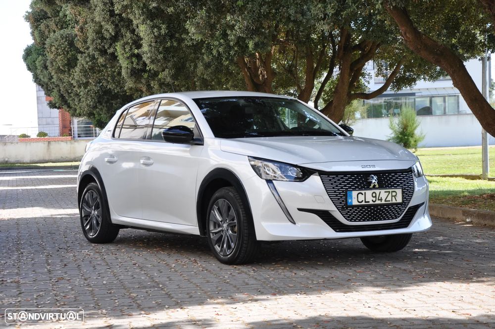 Peugeot e-208 E-Style - 21