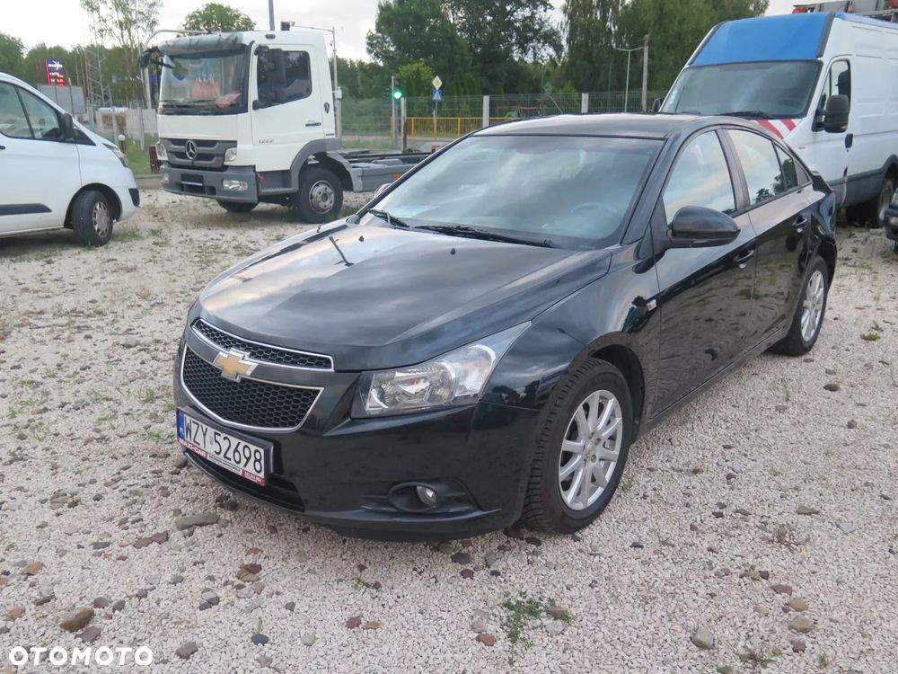Chevrolet Cruze 1.6 LS - 8