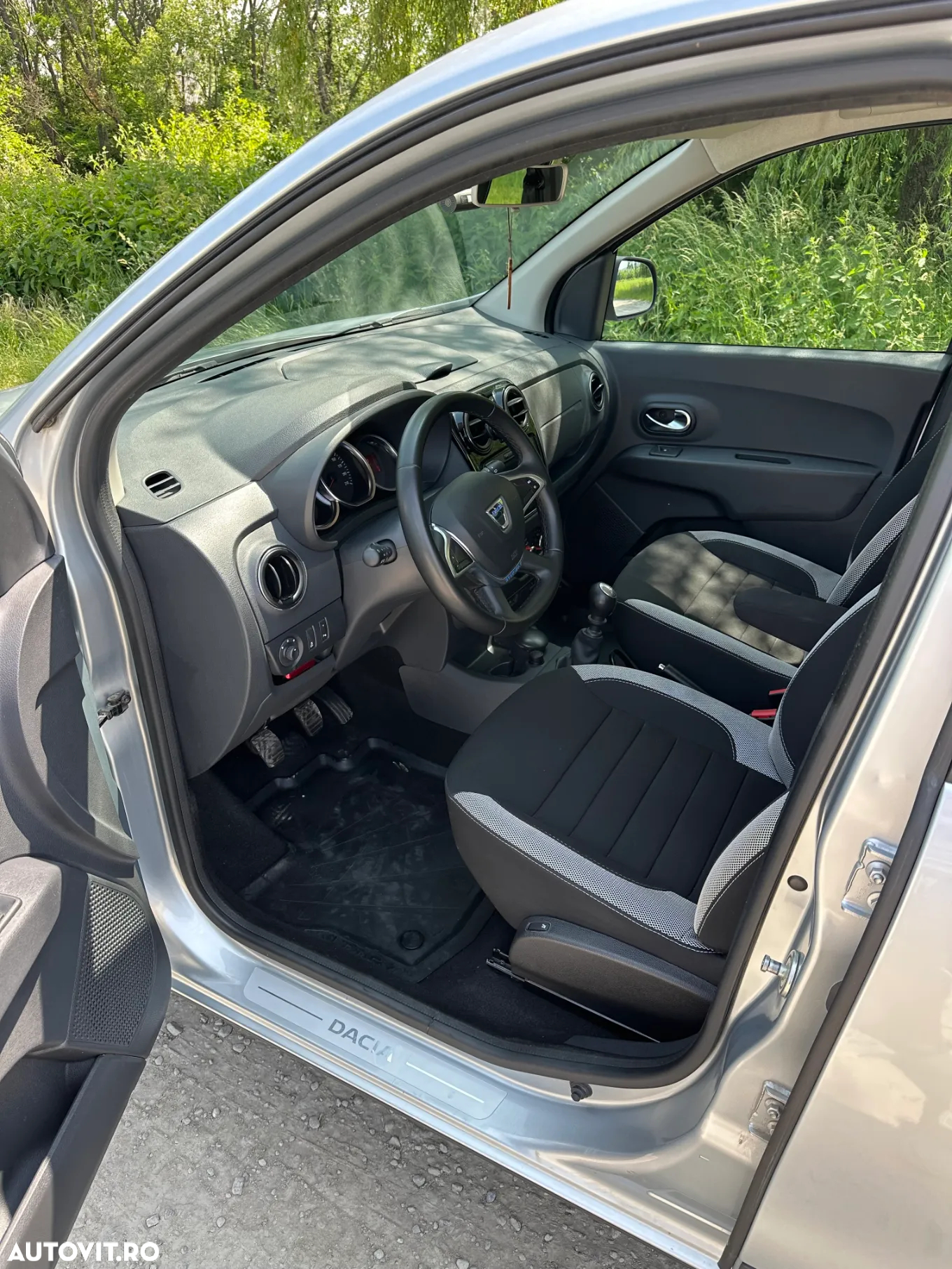 Dacia Lodgy 1.5 Blue dCi Stepway - 7