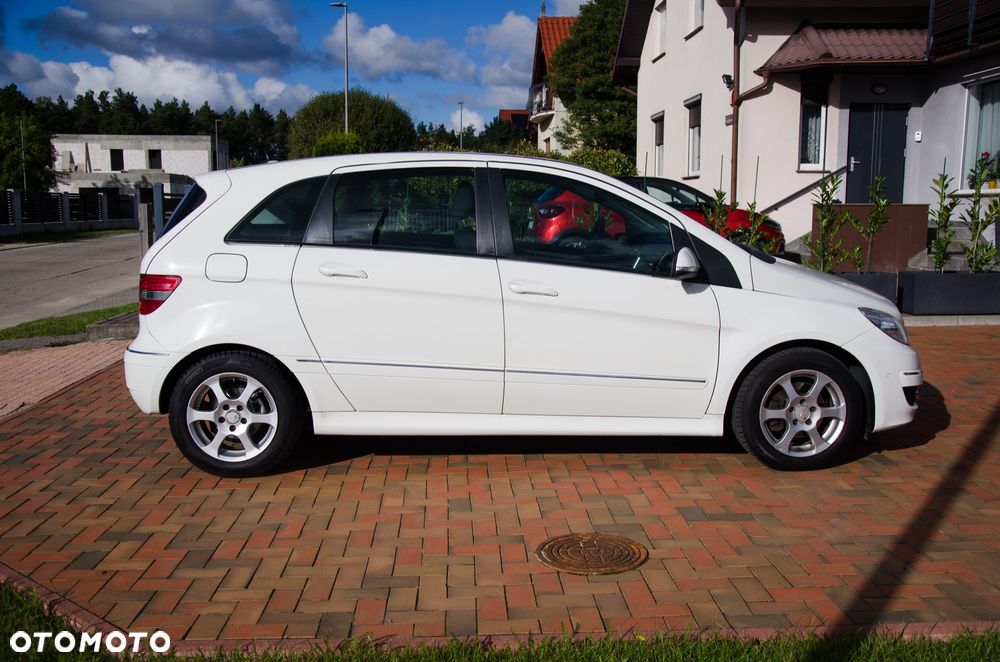 Mercedes-Benz Klasa B 200 CDI Autotronic - 3