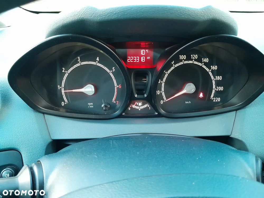 Ford Fiesta - 16