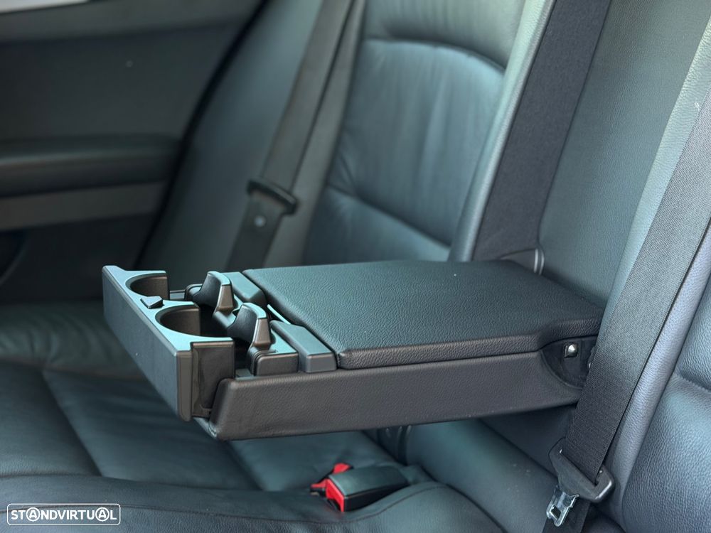 BMW 525 d Auto — fotografia 25