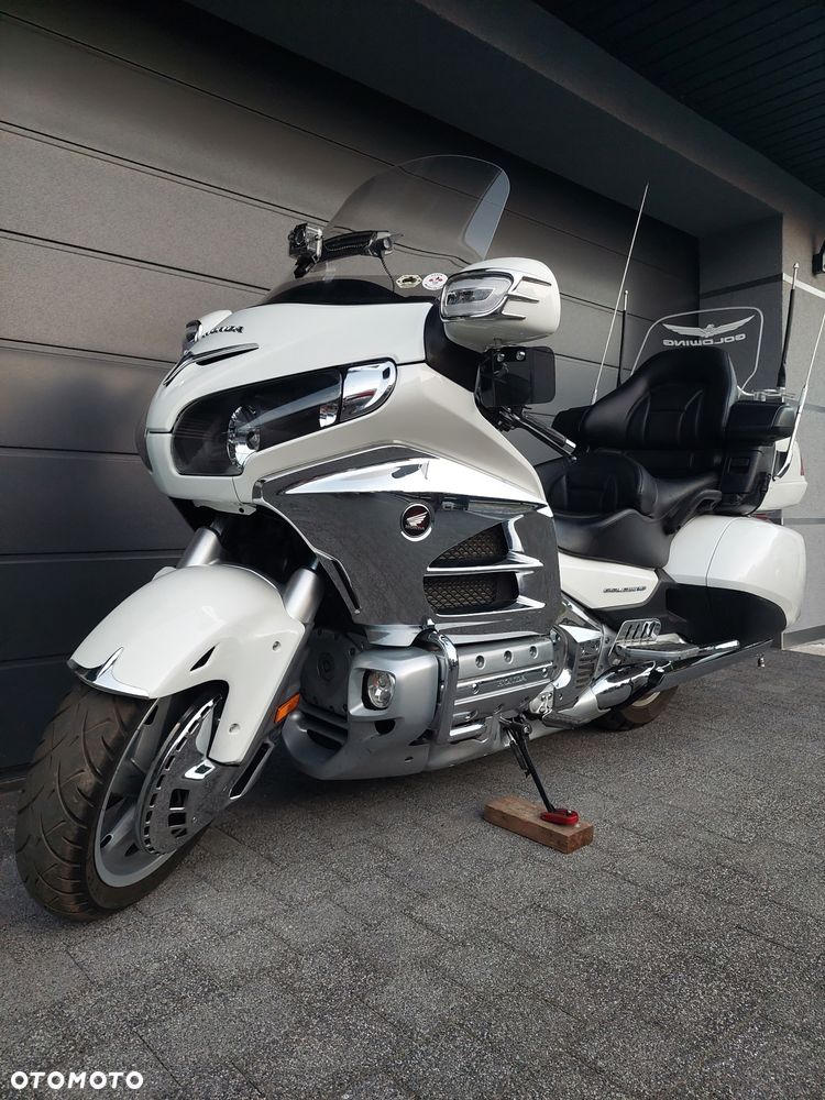 Honda GL - 5
