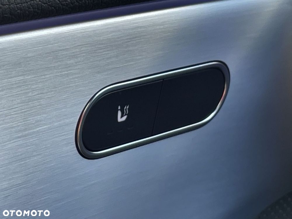 Mercedes-Benz CLA - 28