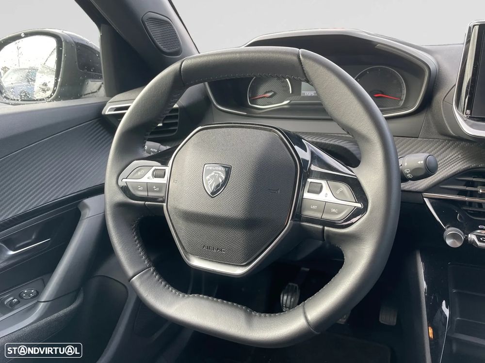Peugeot 2008 1.2 PureTech Style - 12