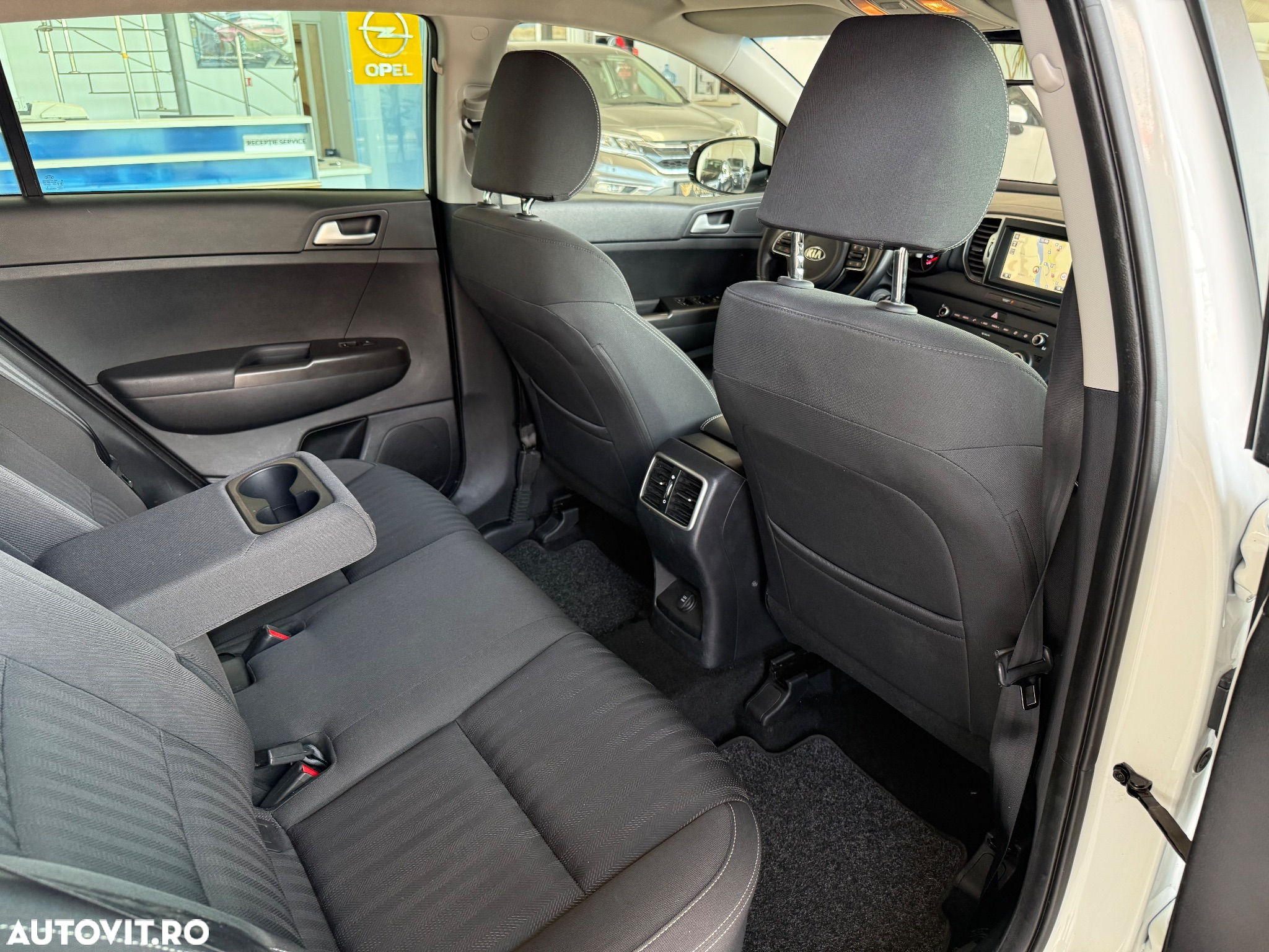 Kia Sportage 1.7 CRDI 2WD Spirit - 13