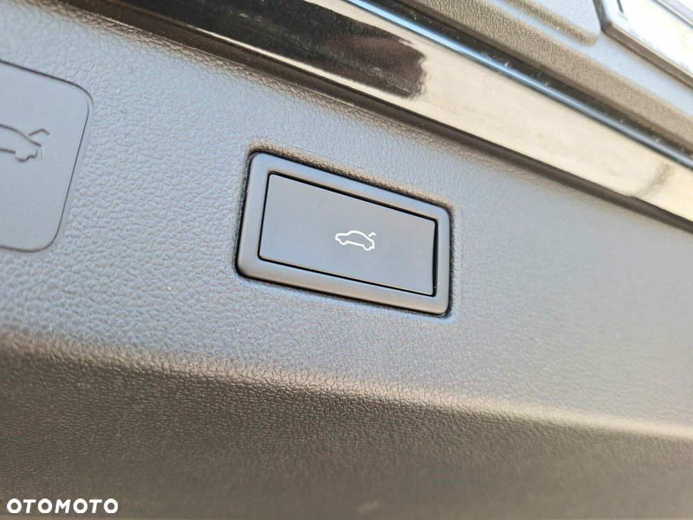Volkswagen T-Roc - 30