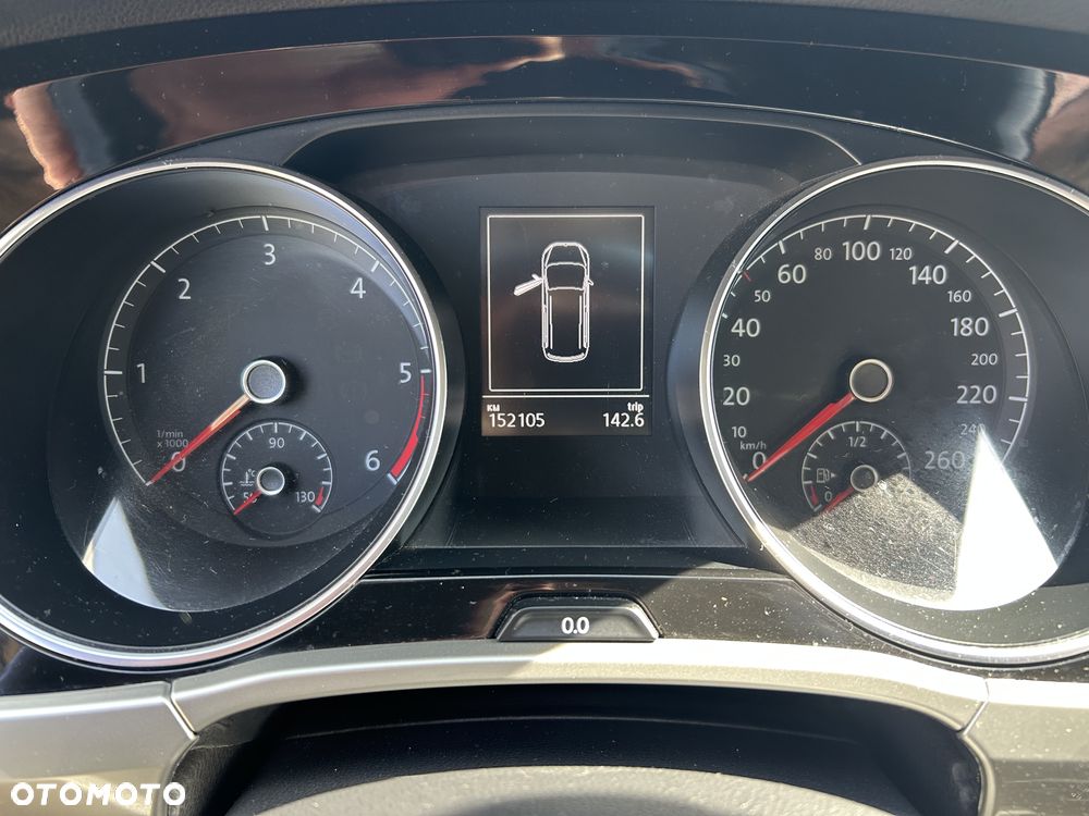 Volkswagen Touran 1.6 TDI BMT Trendline - 13