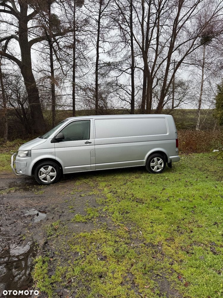 Volkswagen Transporter - 1