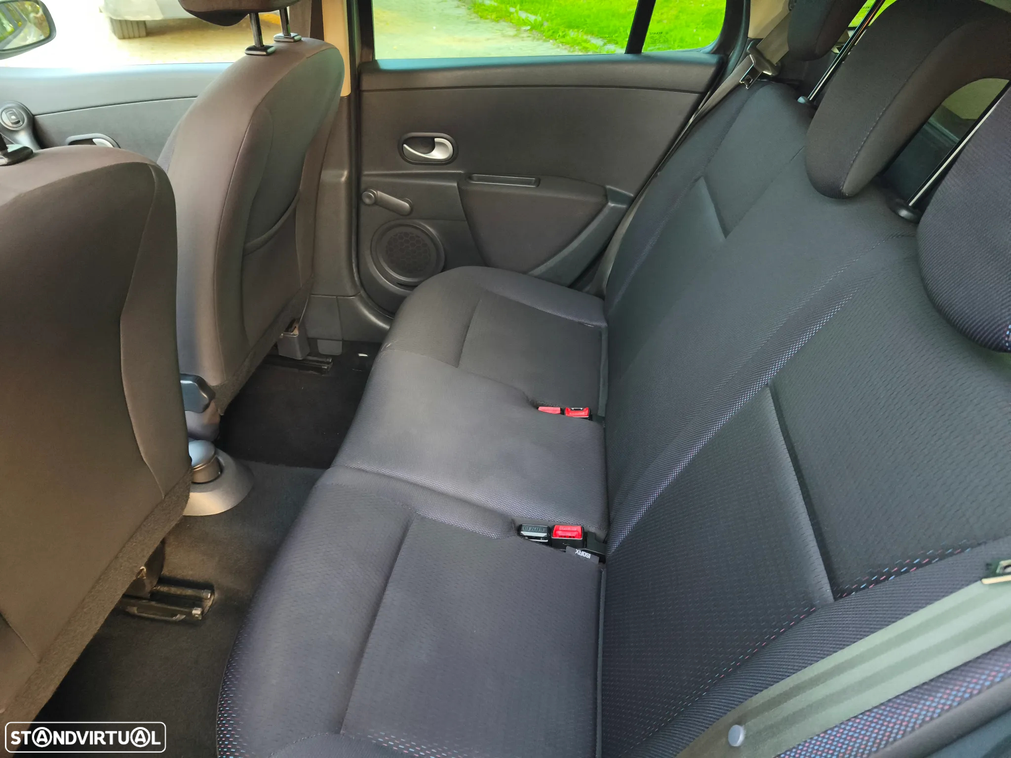 Renault Clio Break 1.2 16V Dynamique - 21
