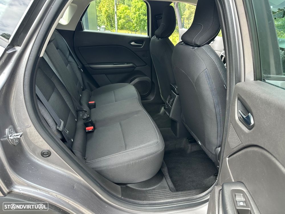 Renault Captur BLUE dCi 115 EDC BUSINESS EDITION - 14