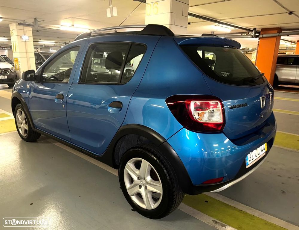 Dacia Sandero 1.5 dCi Stepway - 3