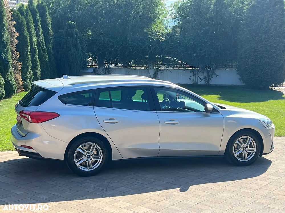 Ford Focus 1.5 EcoBlue Start-Stopp-System Aut. COOL&CONNECT - 4