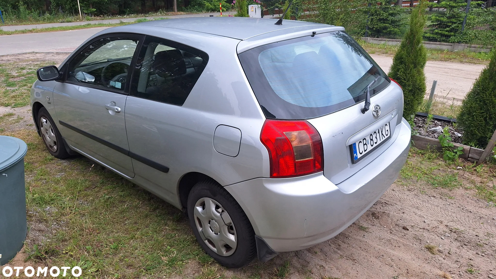 Toyota Corolla - 2