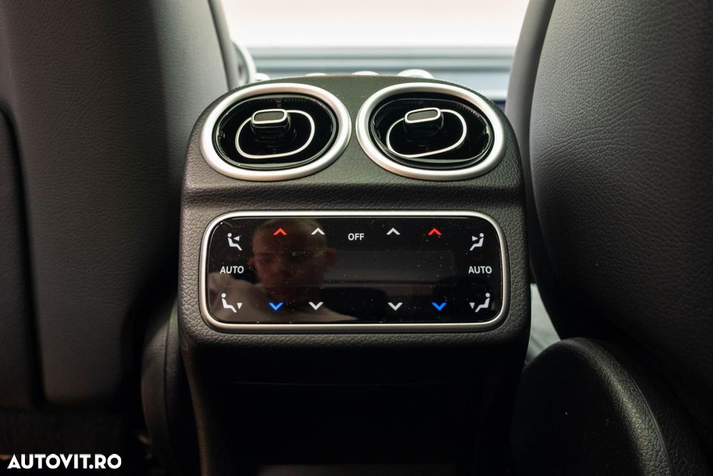 Mercedes-Benz C - 28