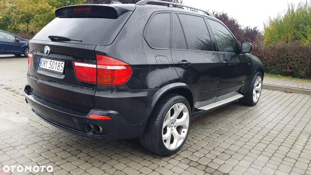 BMW X5 4.8i xDrive - 6