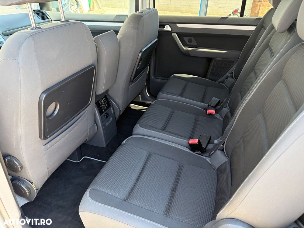 Volkswagen Touran 1.4 TSI DSG Comfortline - 10