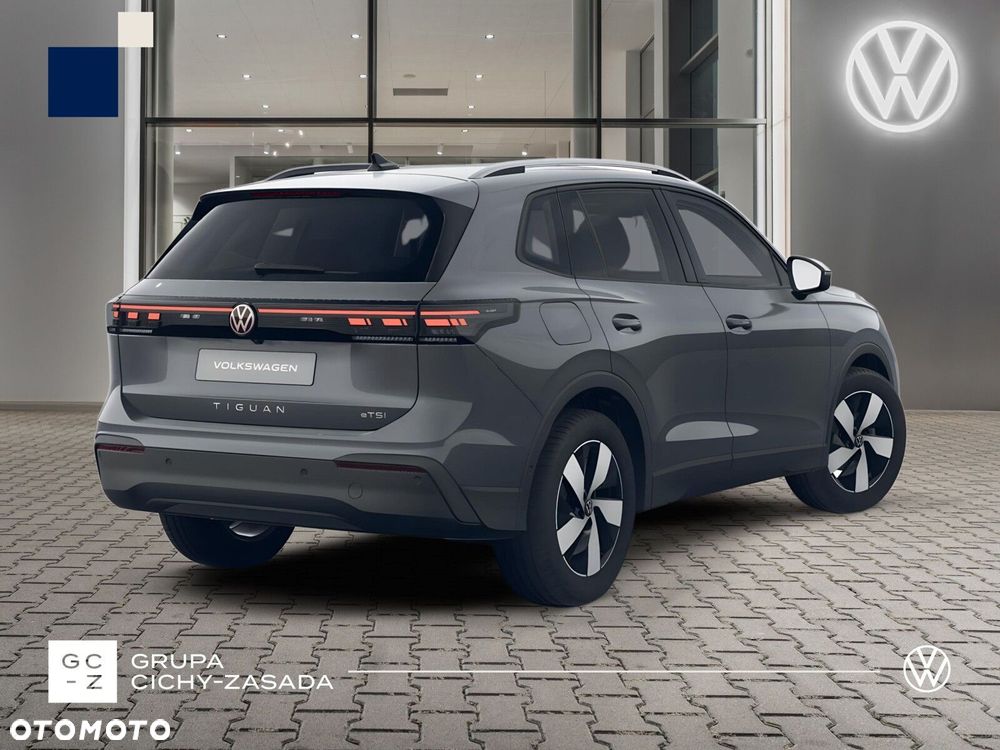 Volkswagen Tiguan - 5
