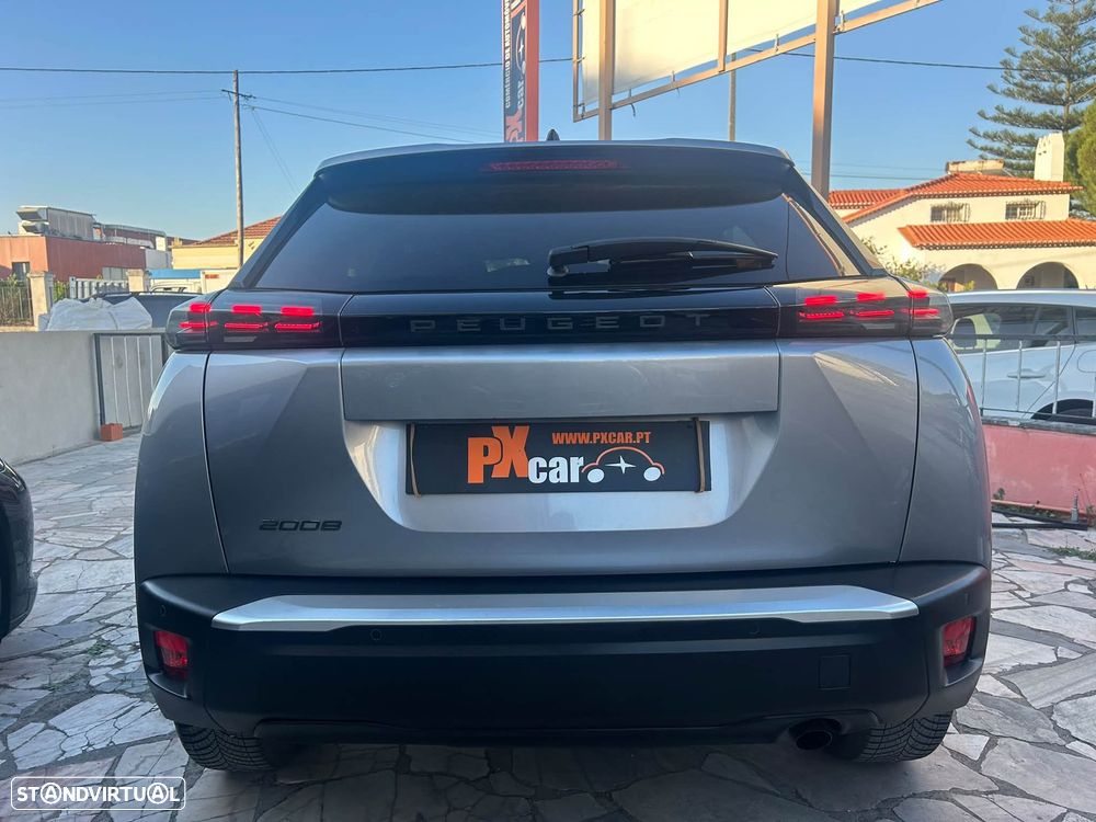 Peugeot 2008 - 7