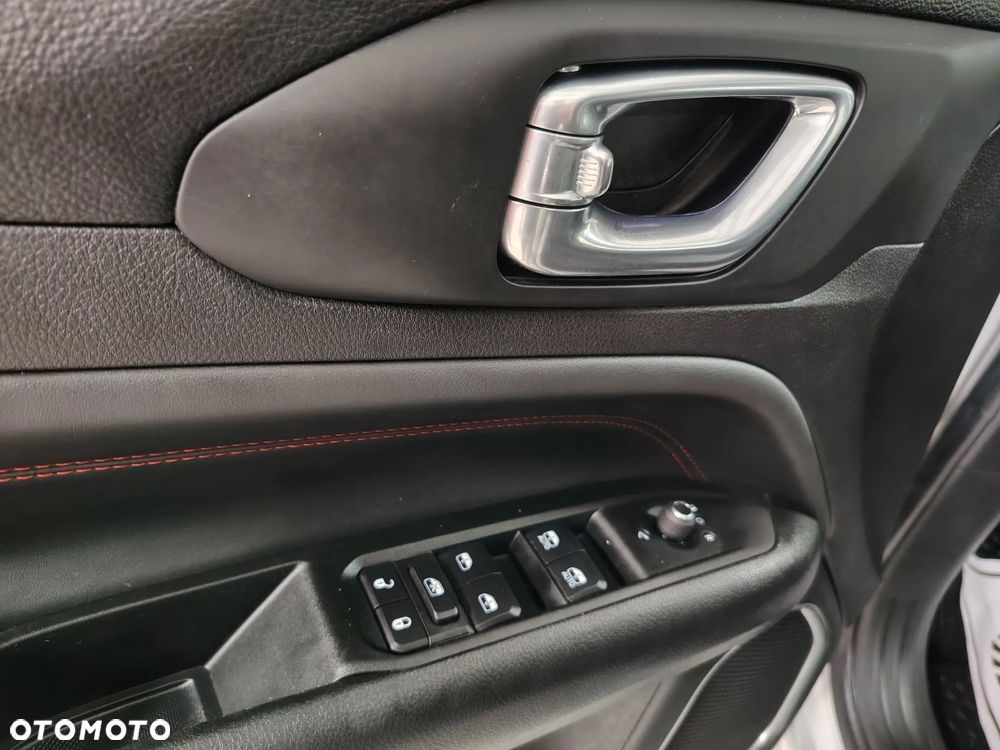 Jeep Compass 1.3 T4 4xe Automatik Trailhawk - 32