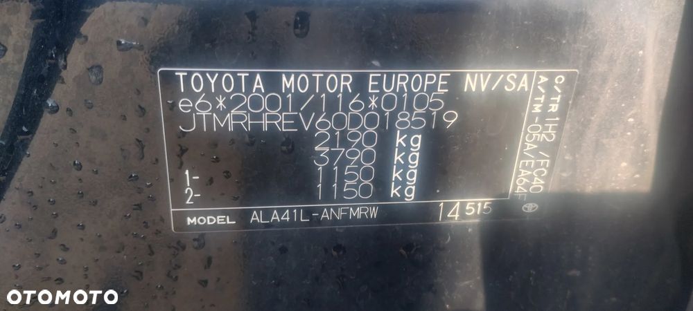 Toyota RAV4 2.0 D-4D Prestige - 18