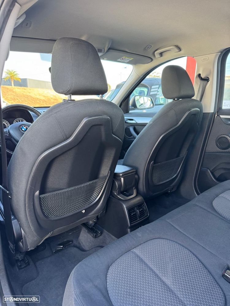 BMW X1 25 e xDrive - 13
