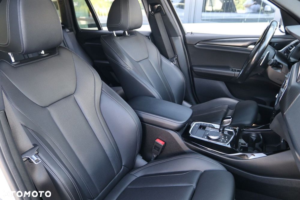 BMW X3 - 22