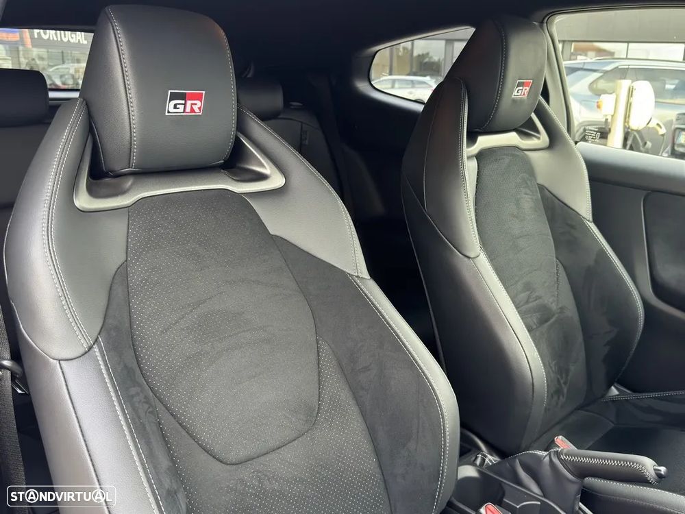 Toyota GR Yaris - 22