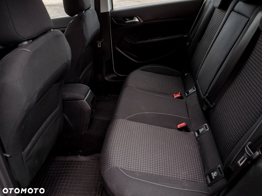Peugeot 308 BlueHDi 130 Stop & Start Style - 38