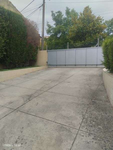Lugar de garagem e arrumos/arrecadação - Grande imagem: 3/6