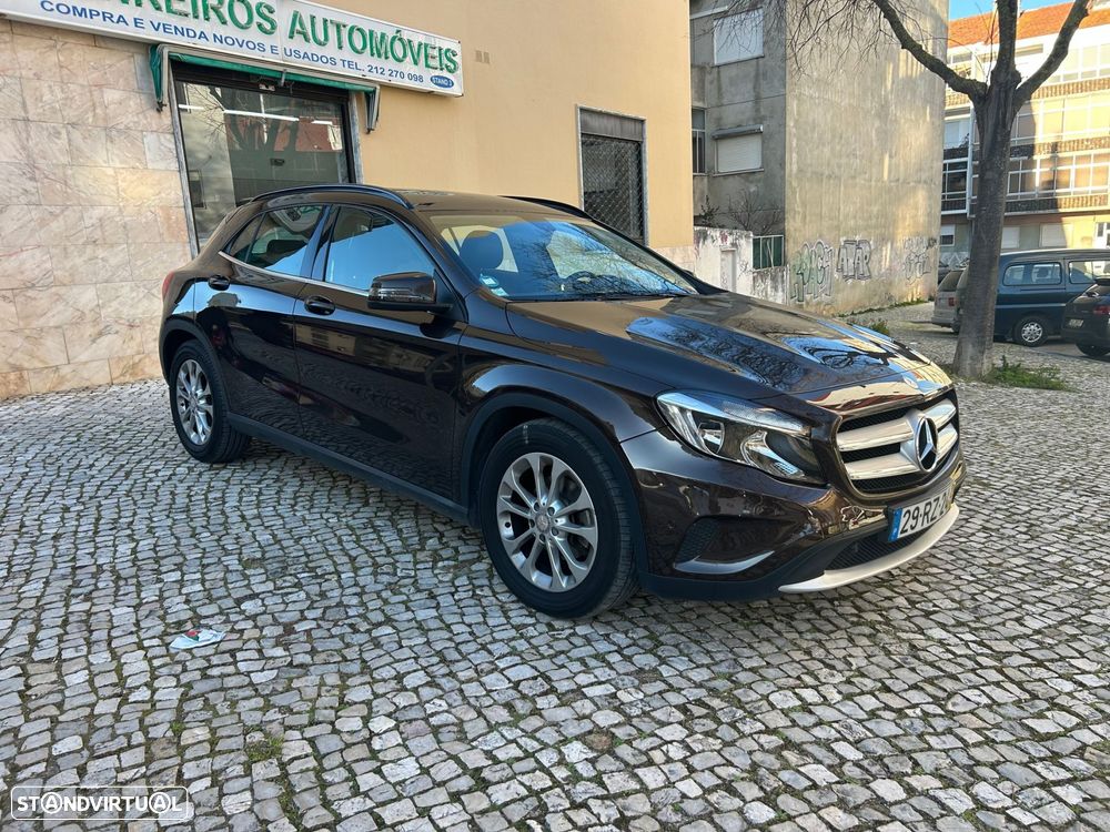 Mercedes-Benz GLA 200 (CDI) d 7G-DCT Style - 2