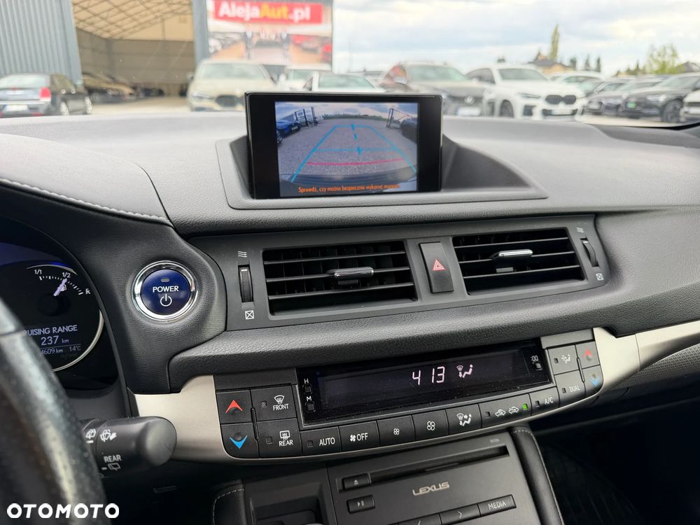 Lexus CT 200h F Sport Edition - 11