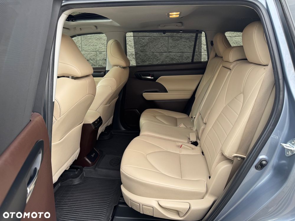 Toyota Highlander - 23