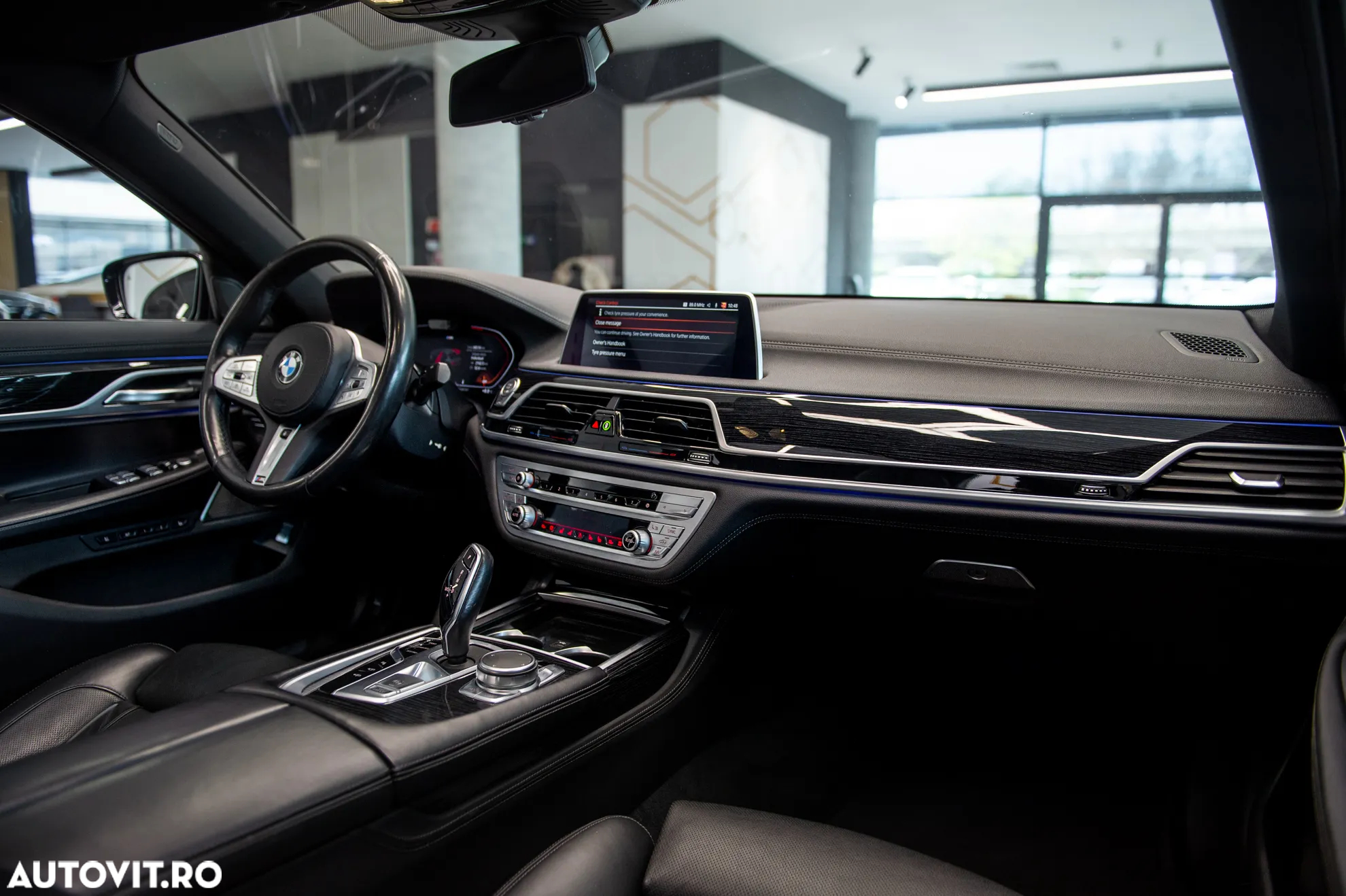 BMW Seria 7 740Li xDrive - 27