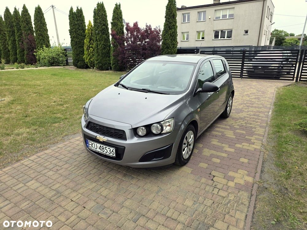 Chevrolet Aveo 1.2 LS - 12
