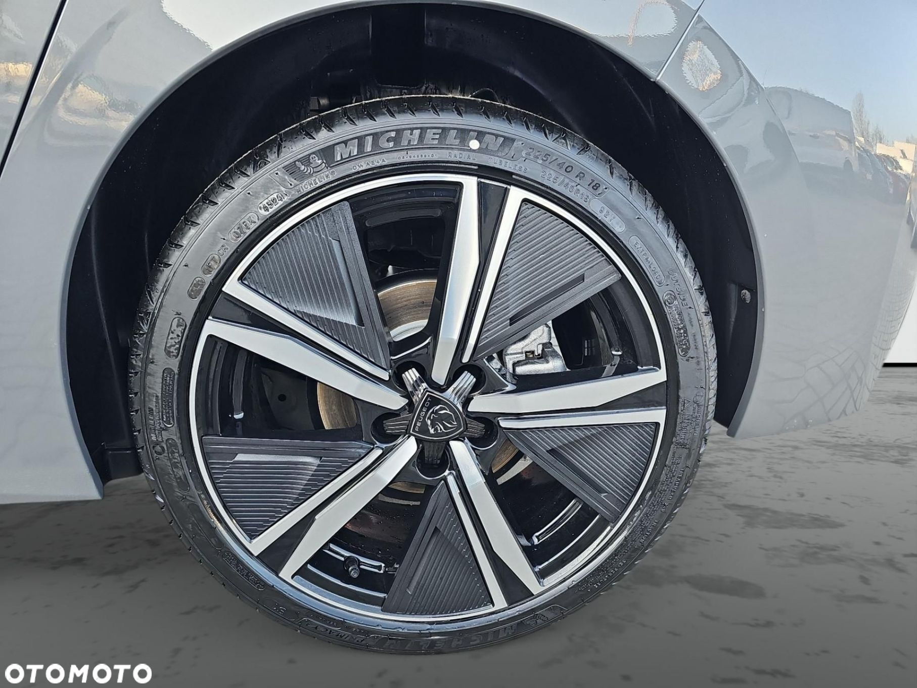 Peugeot 308 - 8