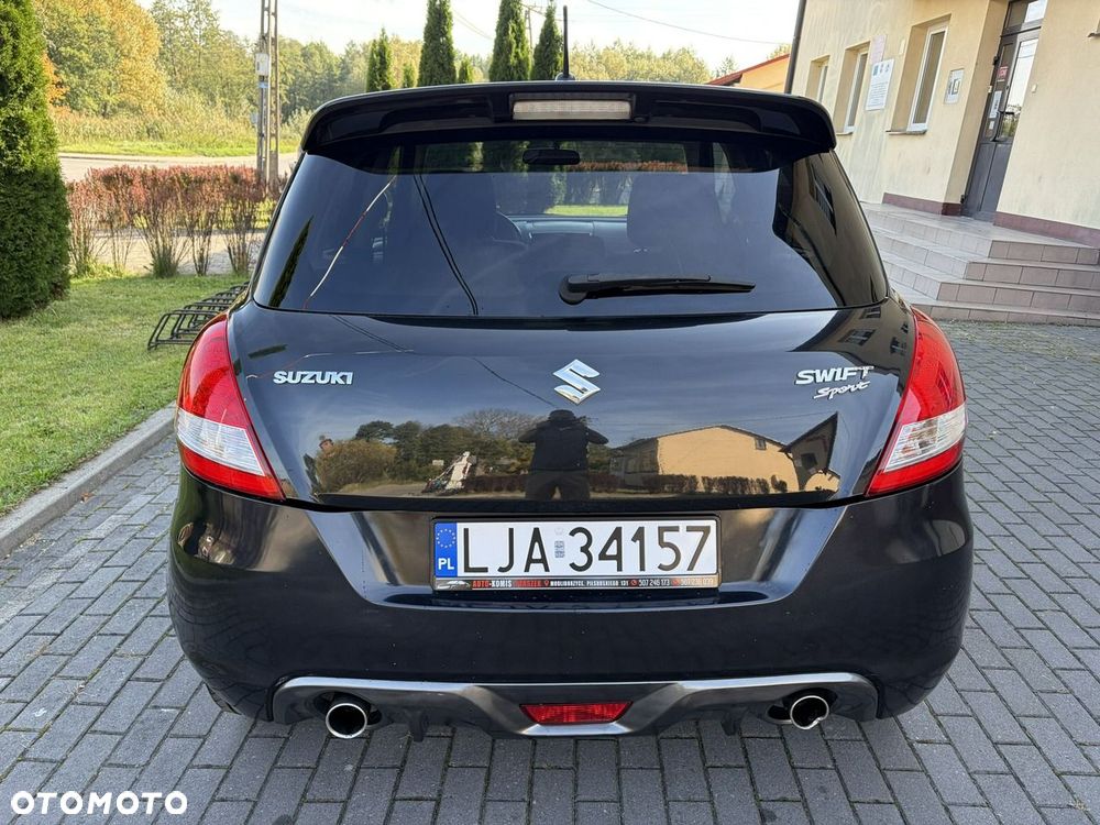 Suzuki Swift - 4