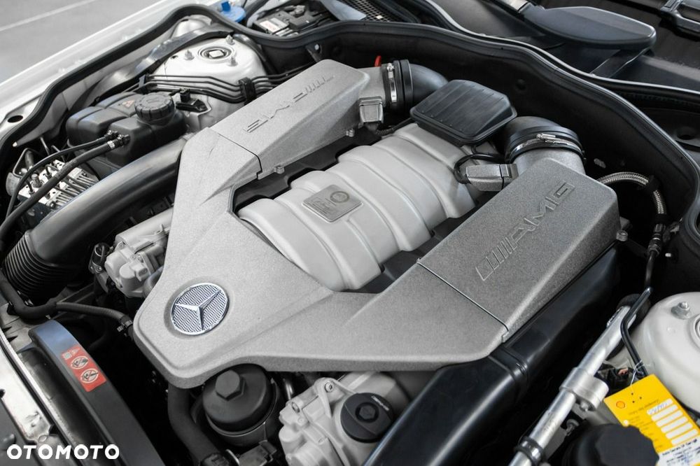 Mercedes-Benz SL 63 AMG SPEEDSHIFT MCT - 23