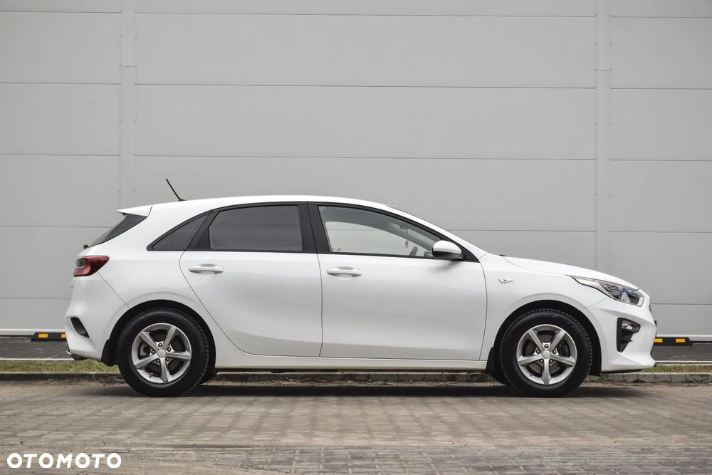 Kia Ceed 1.4 L - 10