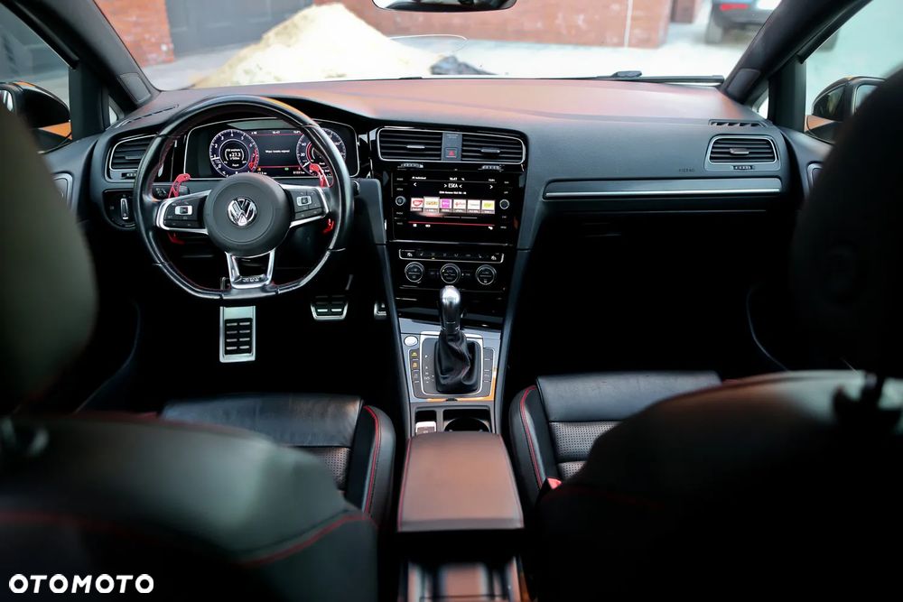 Volkswagen Golf GTI (BlueMotion Technology) DSG - 21