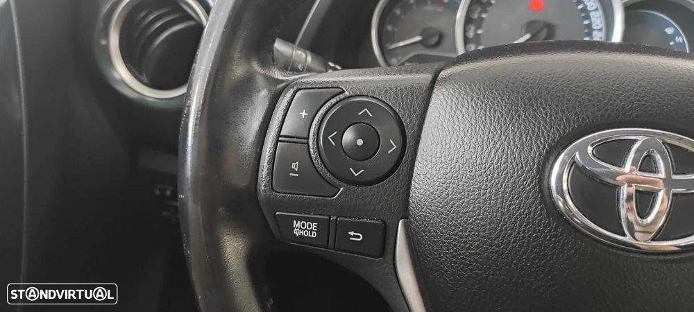 Toyota Auris Touring Sports 1.4 D-4D Comfort - 37