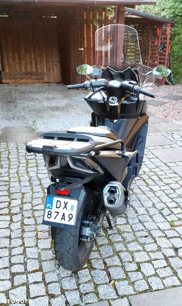Kymco AK 550 - 3