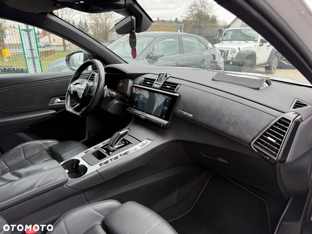 DS Automobiles DS 7 Crossback - 14