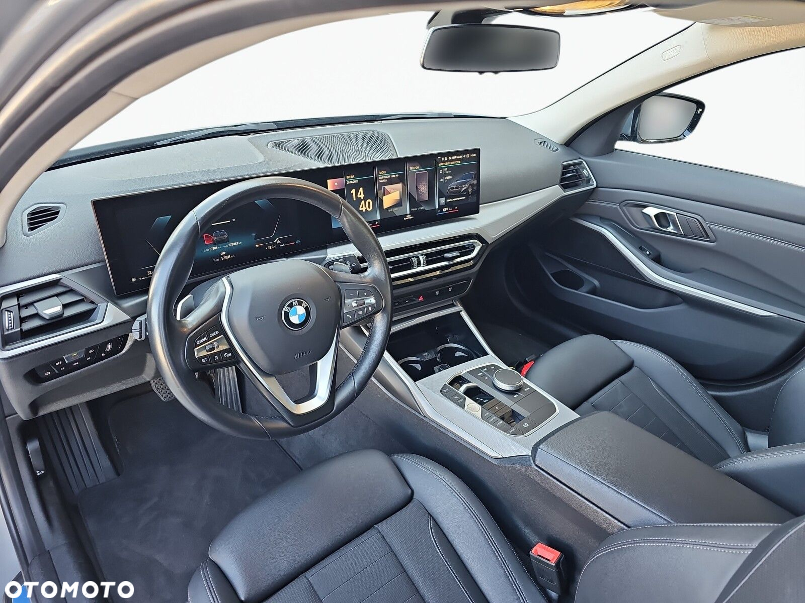 BMW Seria 3 318i - 10