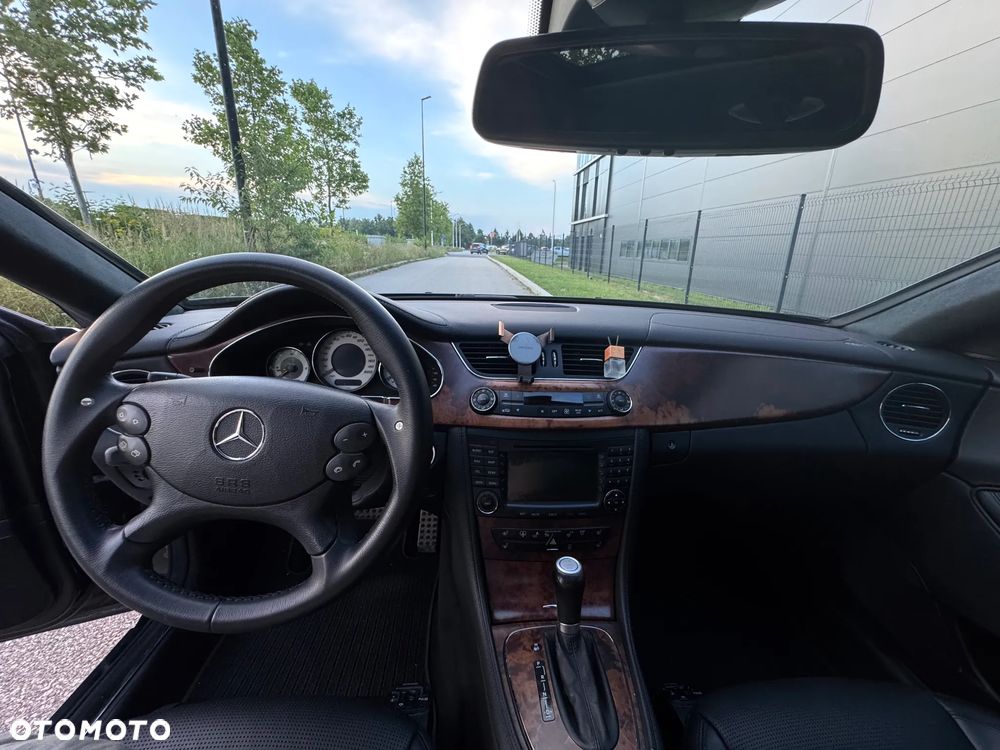 Mercedes-Benz CLS 55 AMG - 16