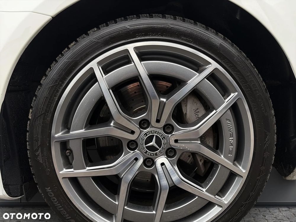 Mercedes-Benz Klasa E 220 d 4-Matic AMG - 24